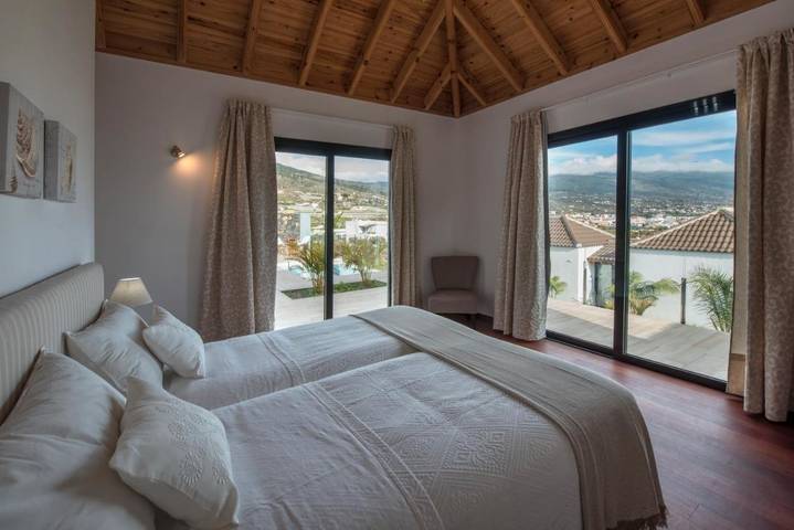 Chalet para 2 personas, con jardín además de piscina y vistas en La Palma - 2