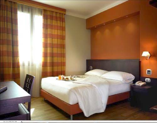 Hôtel pour 3 personnes, avec piscine ainsi que jacuzzi et sauna dans Scarperia - 2