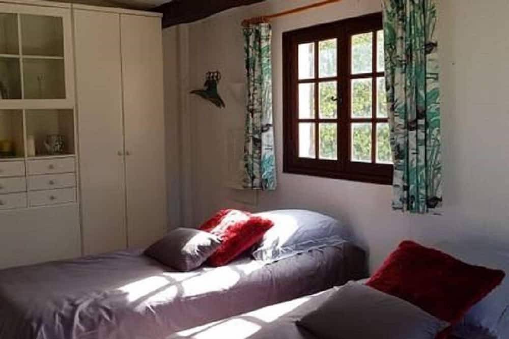 Gîte \"villa L'astrée in Nans-les-Pins, Región Brignoles