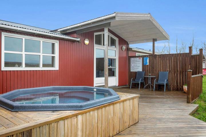 B&B für 3 Personen, mit Garten und Ausblick sowie Sauna und Terrasse in Island