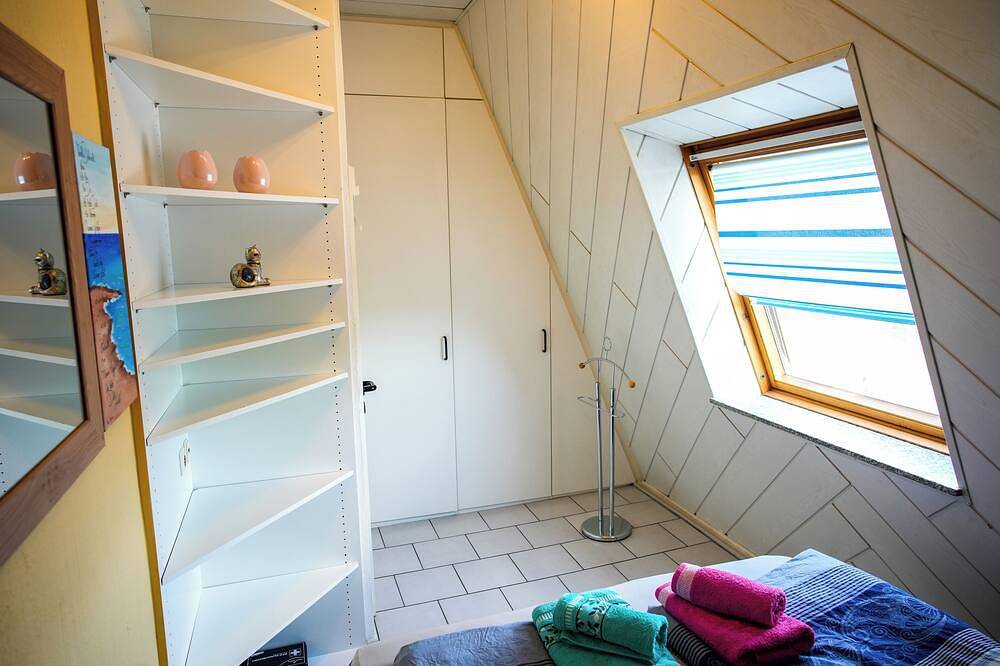 Entire apartment, Schönes Studio in der Rheinebene, Zentral Gelegen in Rheinstetten, Rhine Plain