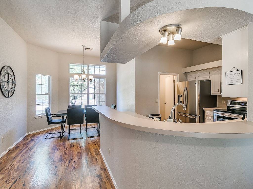 A Serene Family Stay in Edmond in Edmond, Oklahoma County