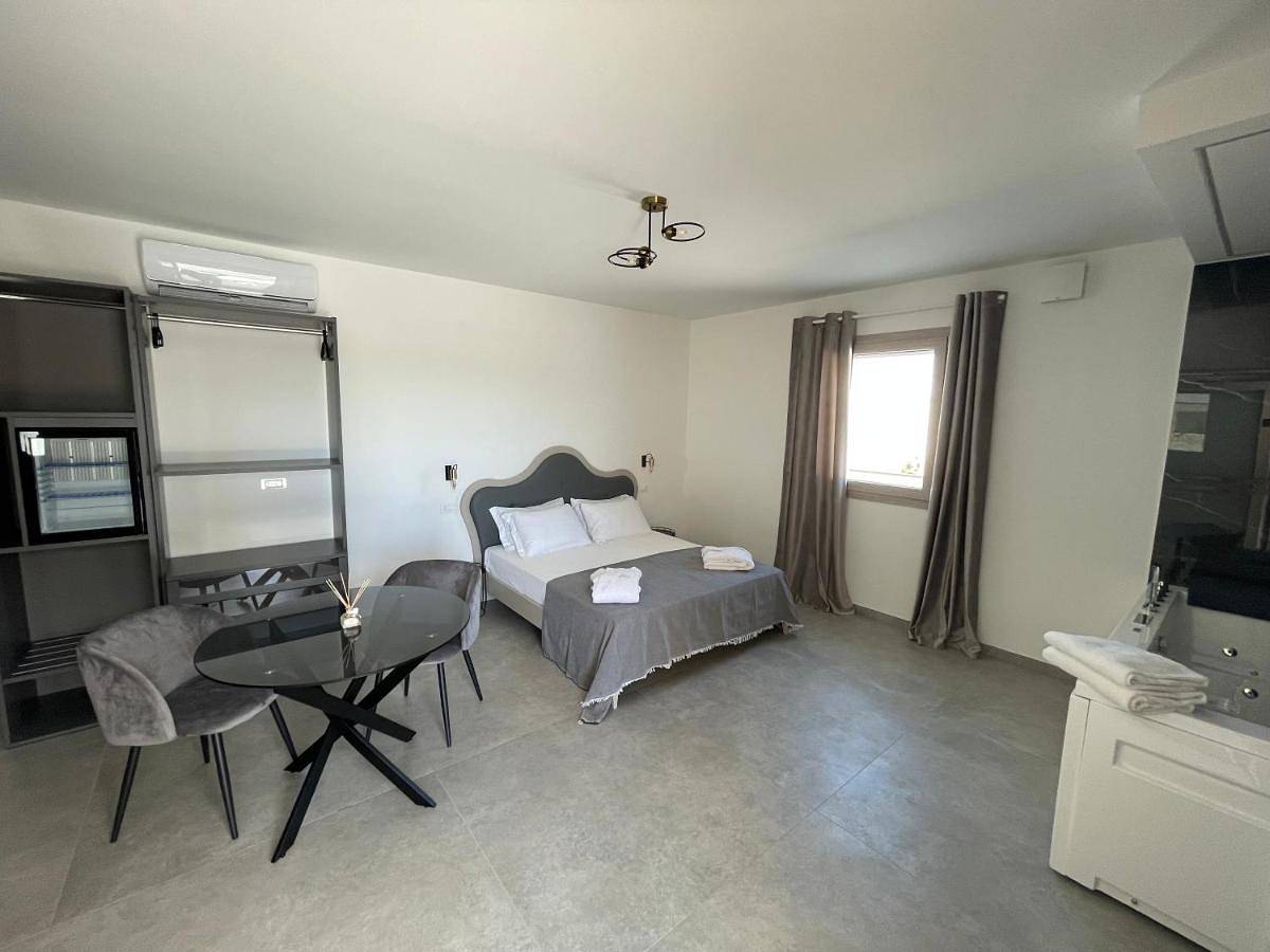 Deluxe Double Room in Pantanagianni, Carovigno