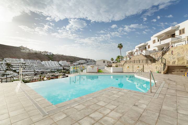 Ferienhaus 'Flores mit Aussicht' mit Meerblick, Gemeinschaftspool und WLAN in Puerto Rico (Gran Canaria), Mogán