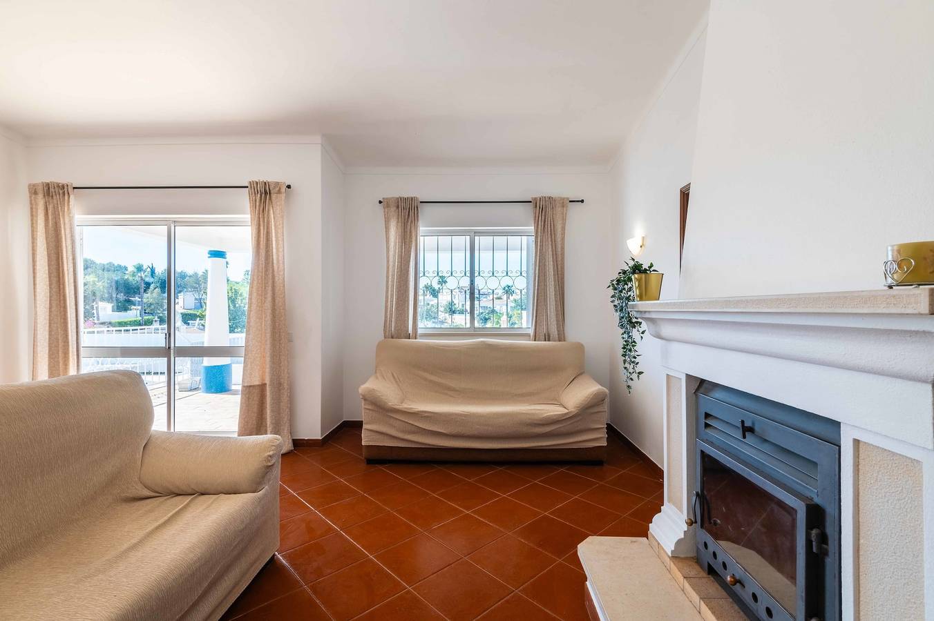 Villa 'Eulália' com Piscina Privada, Wi-Fi e Ar Condicionado in Guia, Distrito de Faro