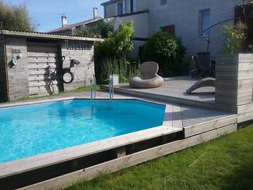 Cottage pour 2 personnes, avec jardin et piscine à Échillais