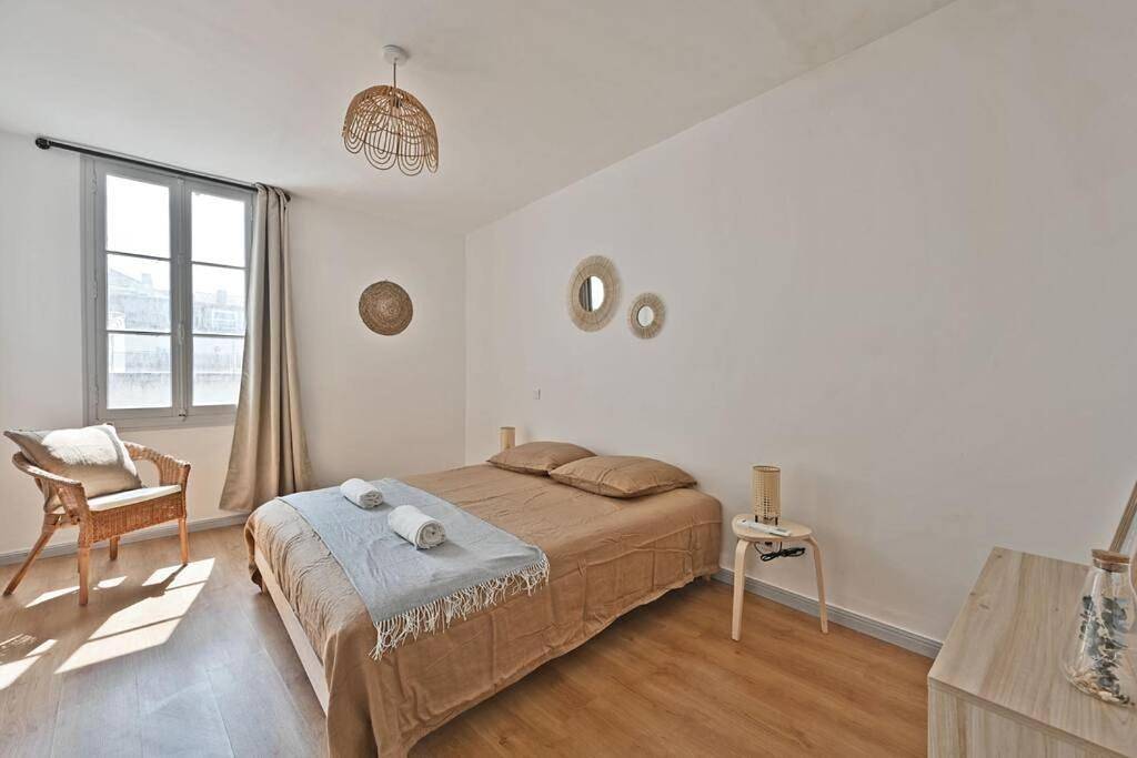 Appartement entier, Three-Bedroom Apartment in Avignon, Vaucluse