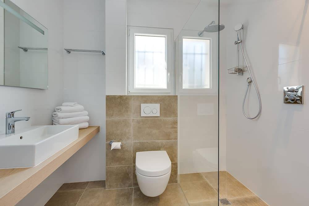 Apartamento entero, Luxurious and spacious apartment in the heart of the Côte d'Azur in Roquefort-les-Pins, Region de Cannes