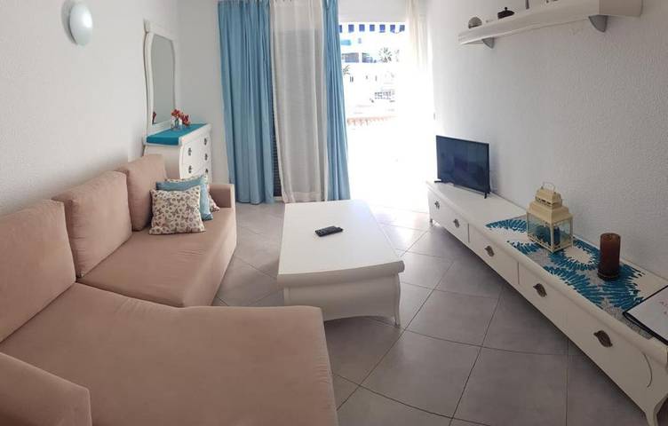 Bungalow para 6 personas, con Balcón y Terraza además de Piscina y Vistas en Costa Adeje