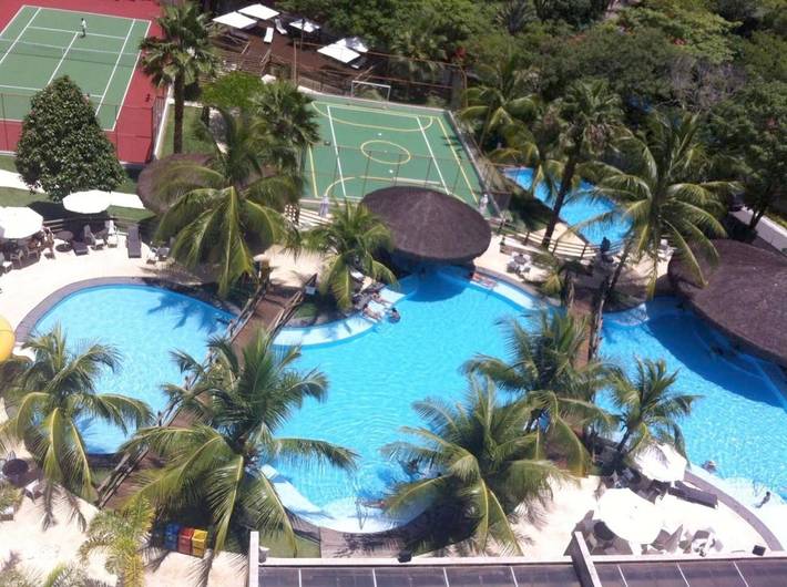 Casas e apartamentos de temporada para 5 pessoas, com sauna e jardim e ainda jacuzzi and piscina em Caldas Novas