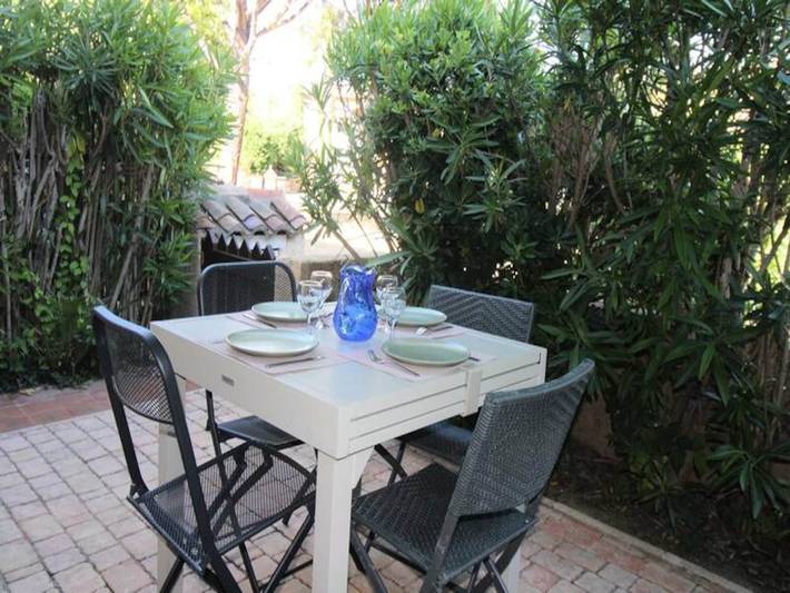 Gîte pour 4 personnes, avec piscine dans Port Cogolin - 3