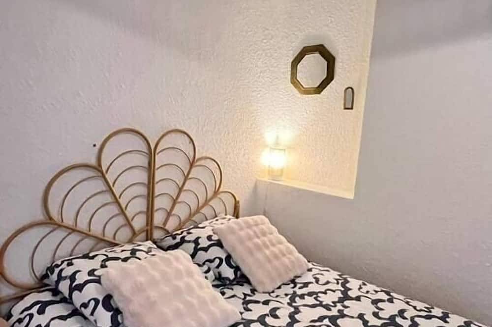 Appartement entier, Appartement Cosy en  Centre Ville avec Terrasse privée in Clermont-Ferrand, Parc naturel régional des Volcans d'Auvergne