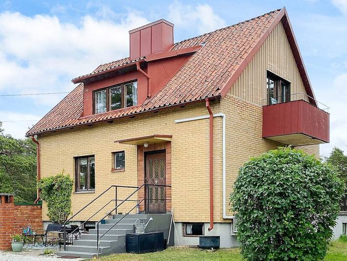 Feriehus for 6 personer, med Balkong og Hage i Visby