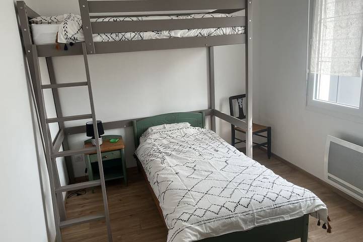 Location de vacances pour 6 personnes, avec jardin et terrasse à Brem-sur-Mer - 4