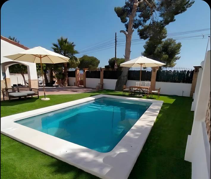 Maison de vacances pour 9 personnes, avec Balcon et Jardin dans Punta Prima (Alicante)