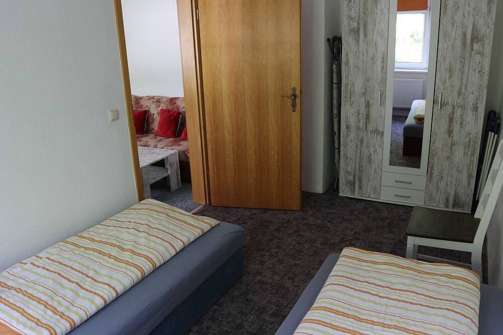 Ganze Wohnung, Wohnung Bergami - Ferienwohnung Rosenstadt in Forst (Lausitz), Lausitz