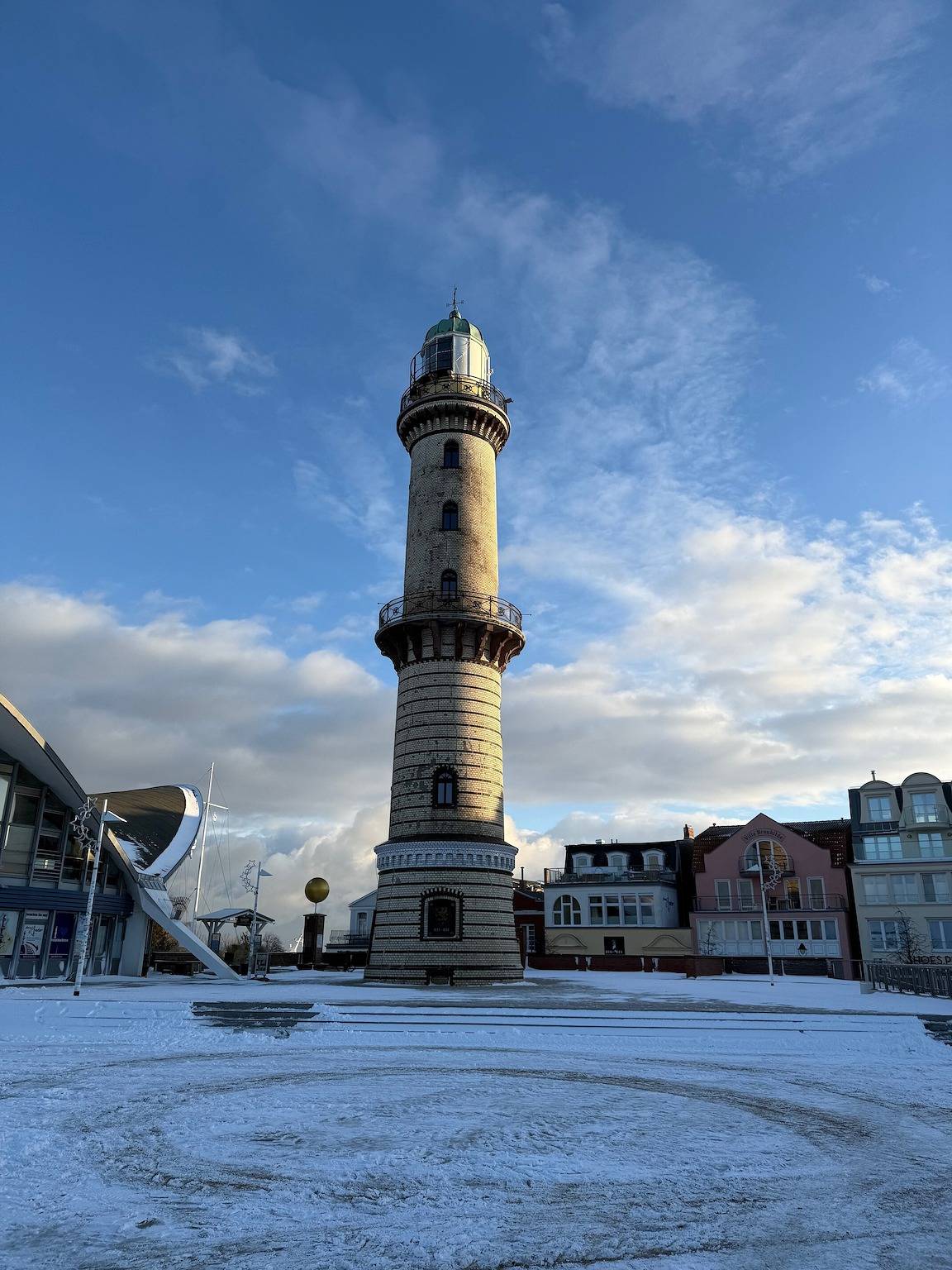 Apartamento entero, Apartamento 'Leuchturm' con terraza privada, jardín privado y wifi in Lichtenhagen, Rostock