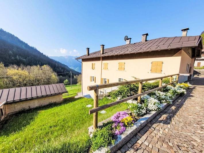 Appartement de vacances pour 5 personnes, avec jardin