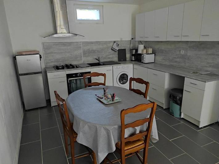 Gîte pour 5 personnes, avec terrasse à Lurs - 2