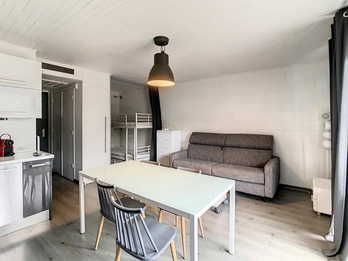 Gîte pour 4 personnes, avec balcon dans Office De Tourisme La Toussuire - 4