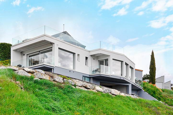 Ferienhaus für 6 Personen, mit Whirlpool und Sauna sowie Balkon in der Schweiz