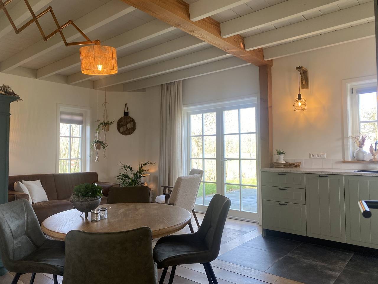Quietly situated 4-person holiday home with panoramic views in Westbroek, near Utrecht in Groene Hart