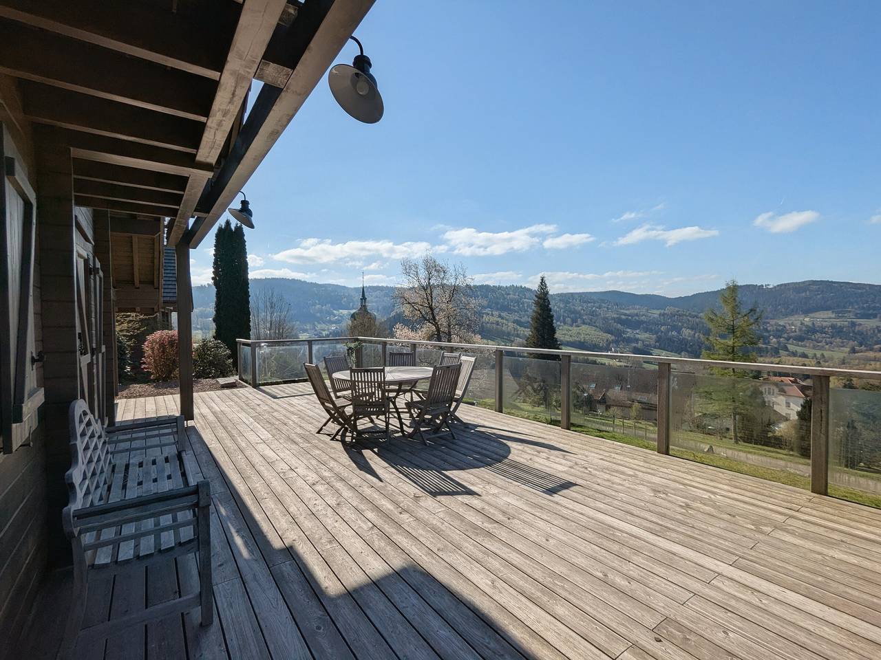 Comfortable chalet with terrace and wood stove, pets allowed in Le Tholy, Épinal region