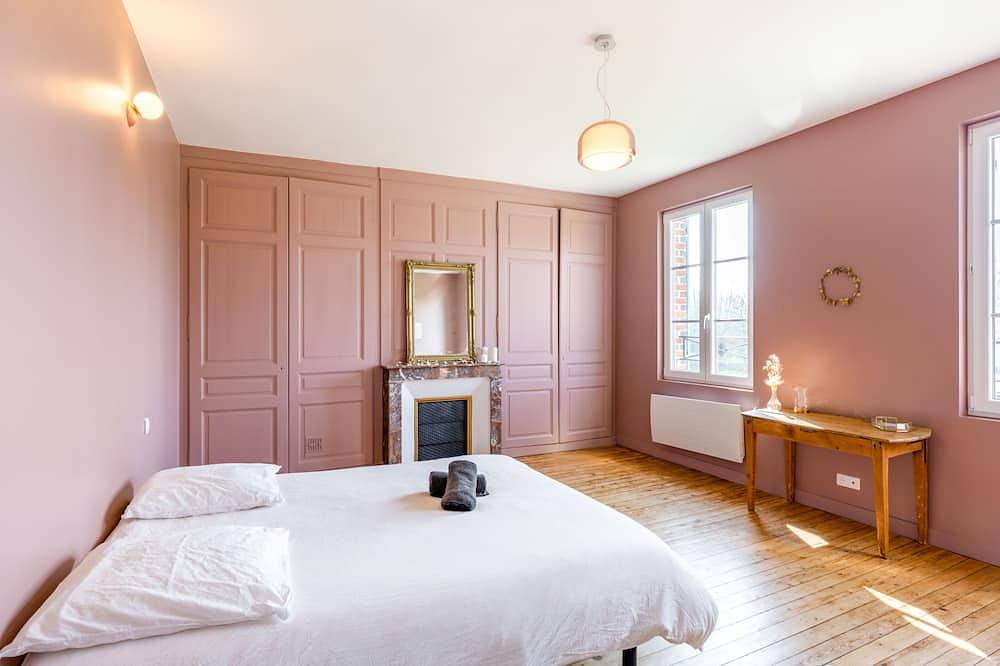 Grandes familles bienvenues : maison de vacances & weekend au calme, 18personnes in Bailleul-la-Vallée, Région de Bernay