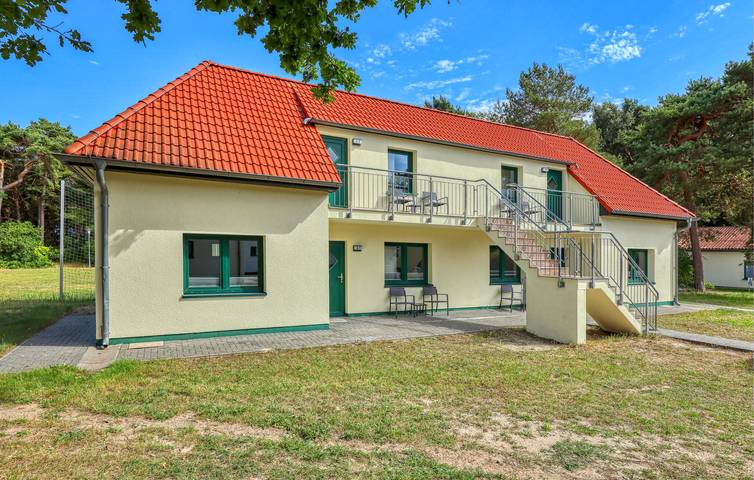 Ferienwohnung für 8 Personen, mit Garten