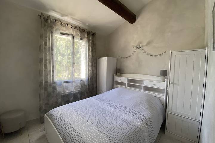 Gîte pour 2 personnes, avec jardin à Saint-Rémy-de-Provence - 3