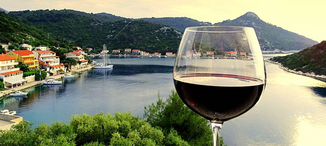 Gîte pour 6 personnes, avec Balcon dans Lastovo