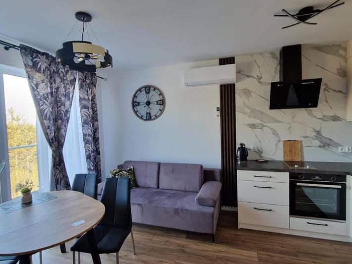Apartament wakacyjny dla 4 osób, z balkon w Gąski