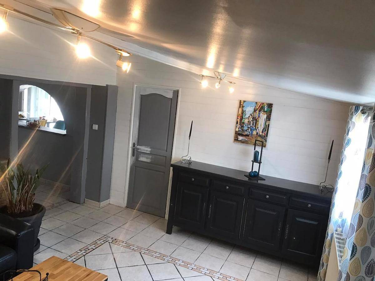 Three-Bedroom House in Gonfreville-l'Orcher, Région du Havre