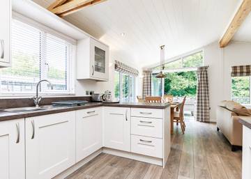 Chalet for 6 People in Bath, South West England, Photo 4