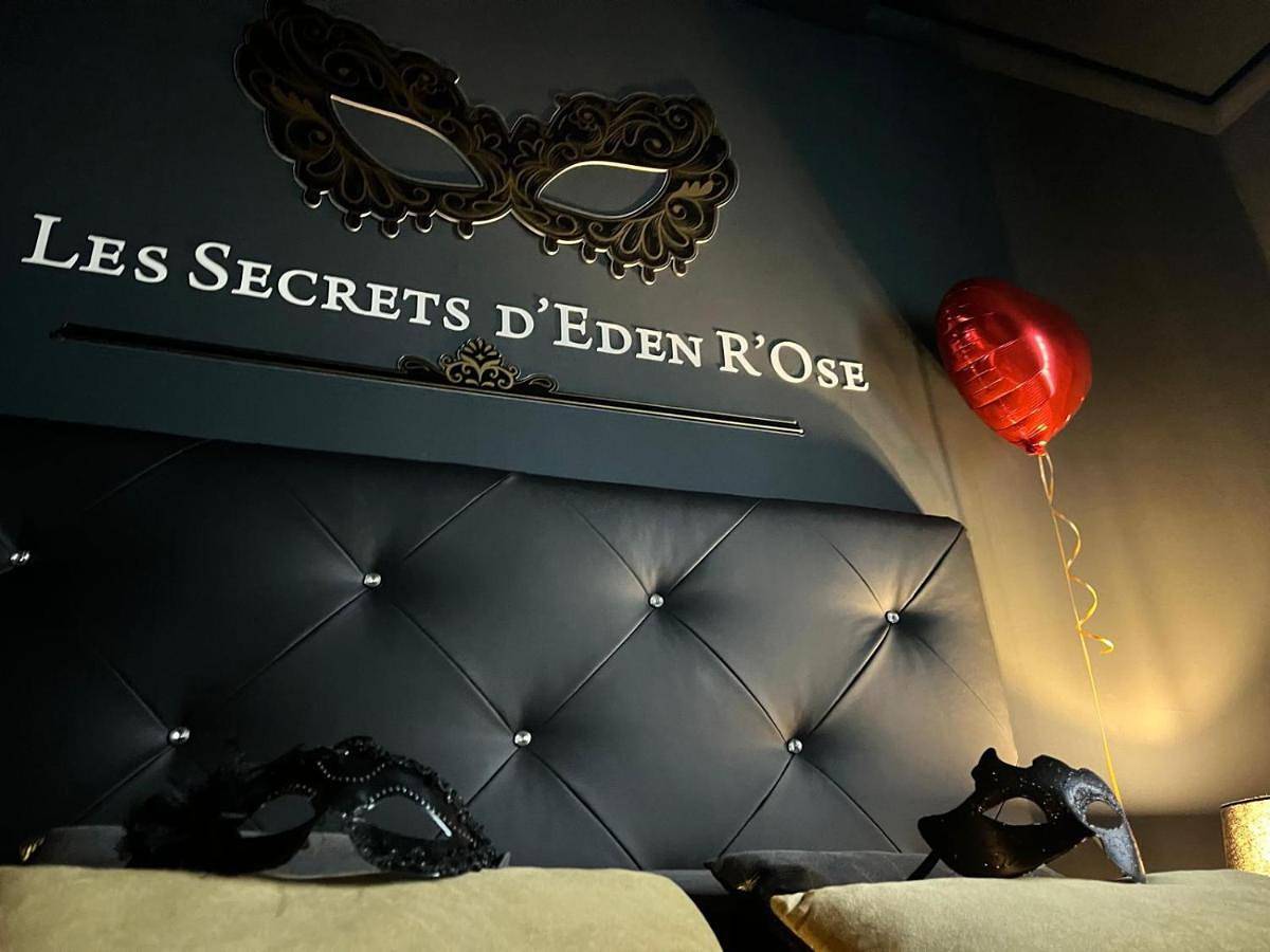 Appartement entier, Suite Love Room Les Secrets d'Eden Rose- escapade romantique à 2 in Limoges, Région de Limoges