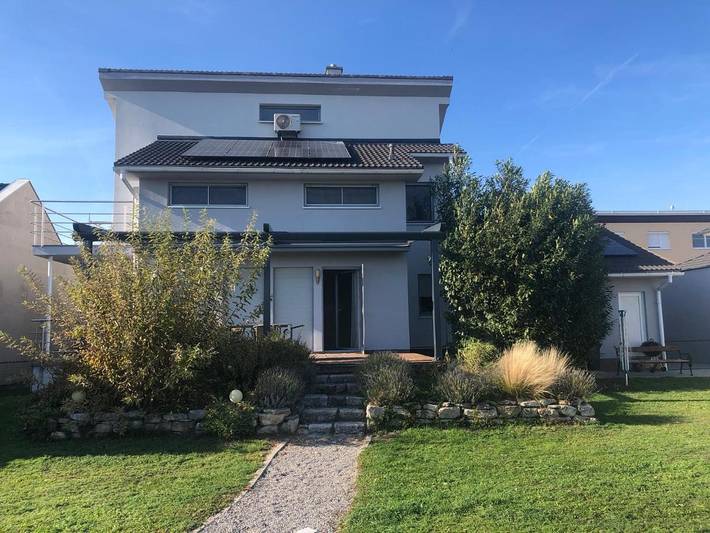 Ferienhaus für 4 Personen, mit Balkon und Terrasse sowie Garten und Ausblick in Frauenkirchen