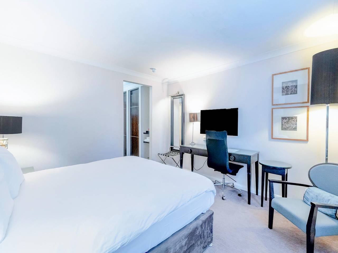 Entire apartment, The Landmark Hotel and Leisure Club | Supr Dbl in Dundee, Angus