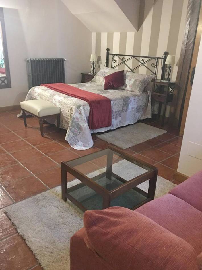 Casa rural para 2 personas, con jacuzzi además de terraza y jardín en Cantabria - 2