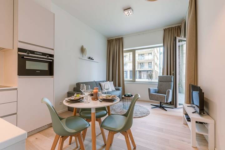 Glamping voor 4 personen, met balkon/terras aan de Belgische Kust