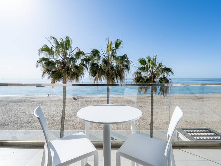 Gîte pour 6 personnes, avec terrasse et vue sur l’océan à Torredembarra - 4