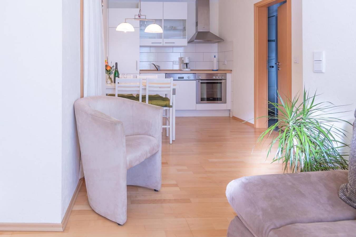 Ganze Wohnung, Ferienwohnung 3 Am Petersberg in Neef, Cochem-Zell