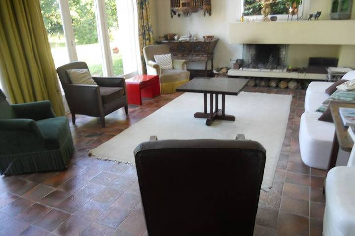 Location de vacances pour 8 personnes, avec terrasse et jardin à Beg Meil - 2