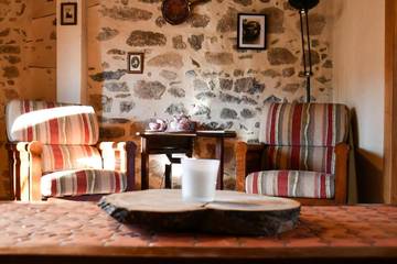 Villa pour 7 personnes, avec vue et vue sur le lac, animaux acceptés en Bourgogne