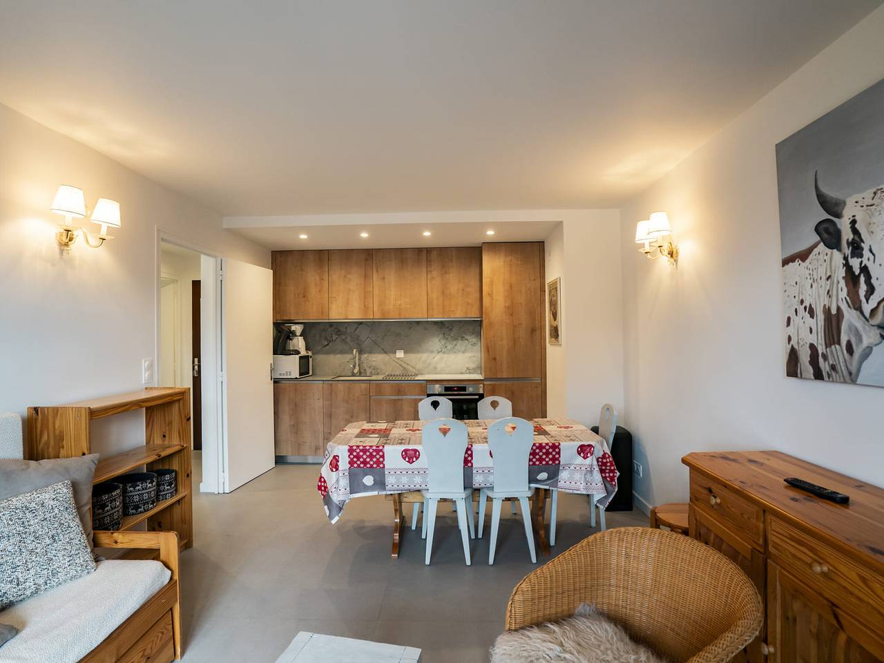 Entire apartment, Apartment in Châtel, 2 rooms, 5 people, with private parking in Châtel, Les Portes du Soleil