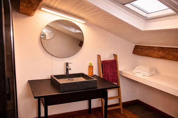 Maison d’hôte pour 2 personnes, avec Jardin à Maringues