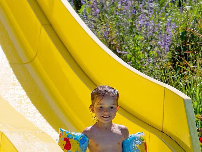 Tente pour 4 personnes, avec bassin pour enfant en Savoie - 4