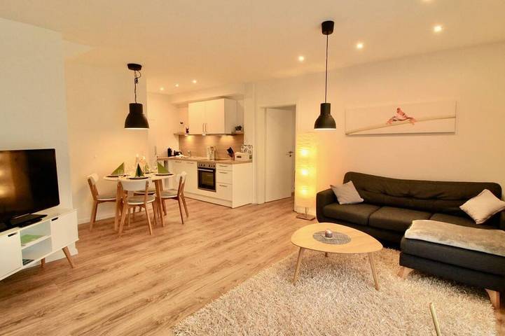 Ferienwohnung für 3 Personen, mit Terrasse und Garten in Hartheim