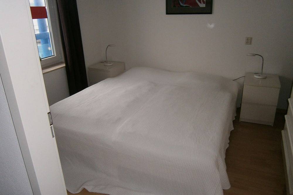 Geheel appartement, Mooi appartement in Callantsoog 400m van de zee, balkon op het zuiden, lift, sauna, Wifi in Callantsoog, Nederlandse Noordzeekust