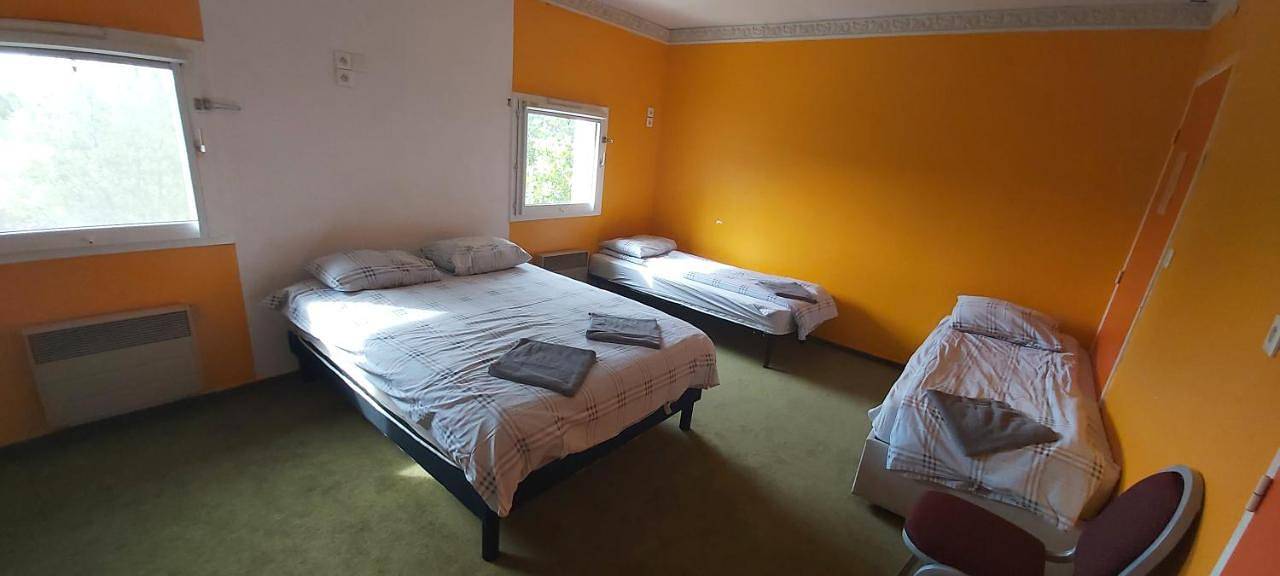 Double Room - Disability Access in Saint-Pierre-de-Chandieu, Lyon et ses environs