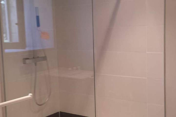 Gîte pour 3 personnes, avec piscine et jardin à La Garde-Adhémar - 2